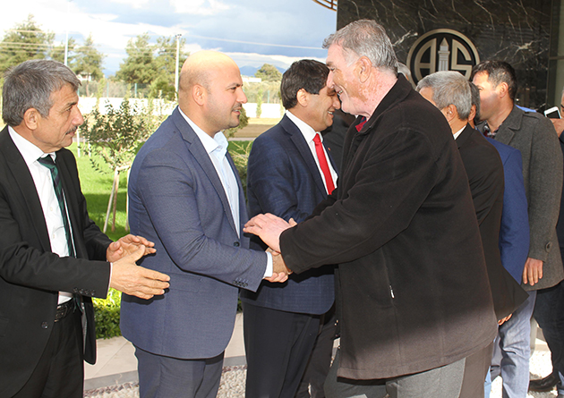 Antalyaspor’a Serikli Muhtarlardan Ziyaret