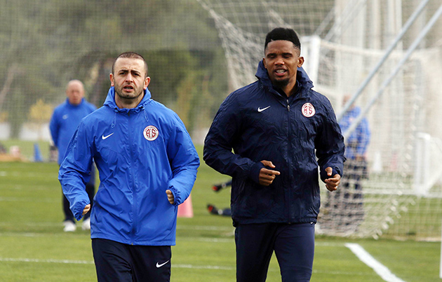 Samuel Eto’o Sahaya Çıktı