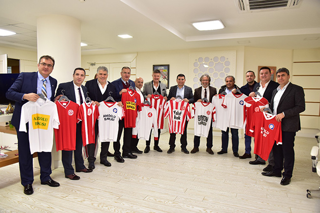 Hakan Tütüncü’den Antalyaspor Müjdesi