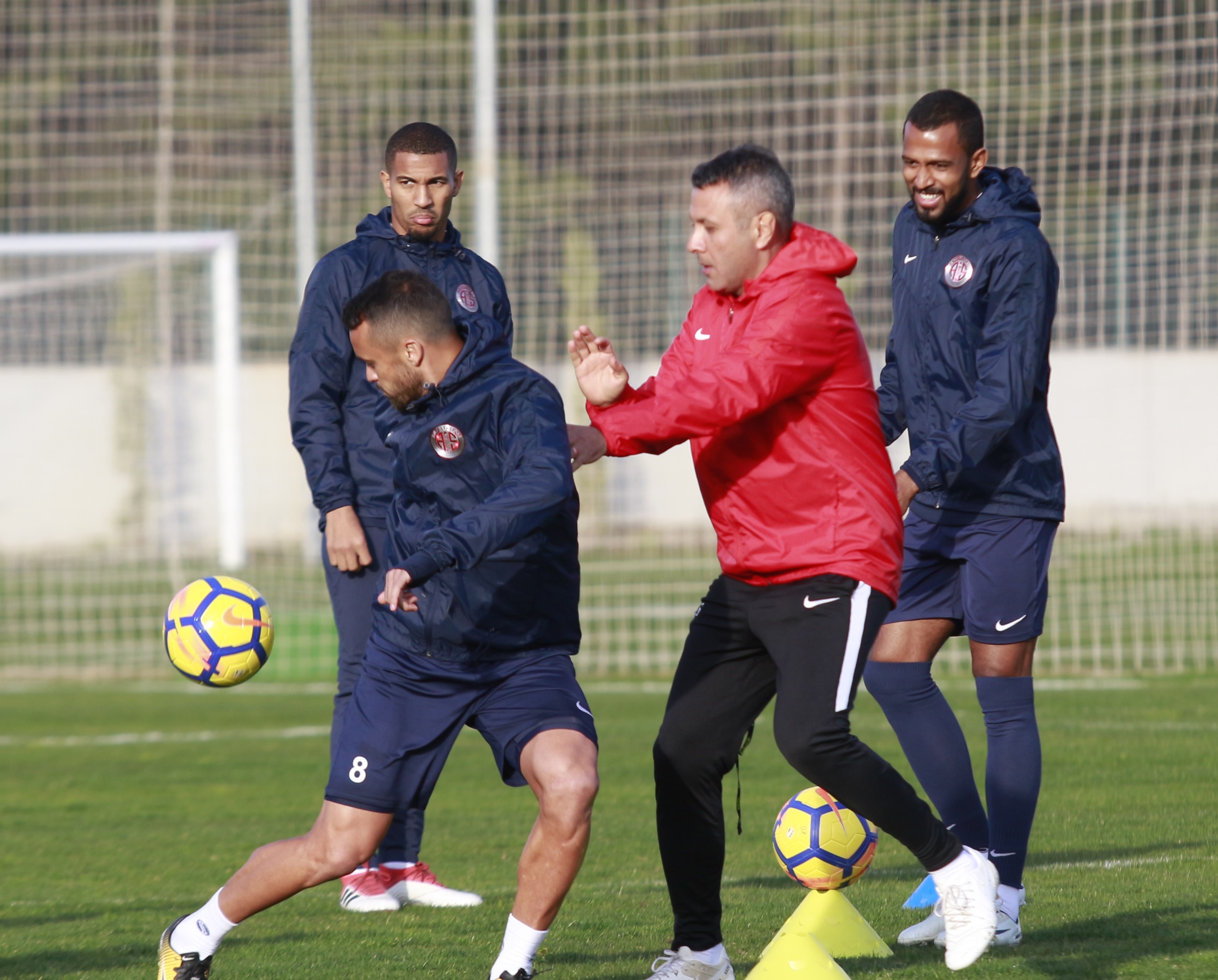 Sivasspor Maçının Taktik Hazırlıkları Sürüyor