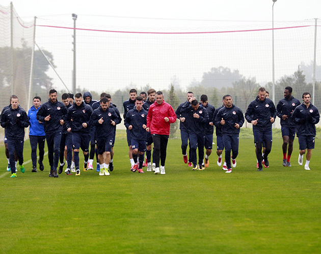 Kasımpaşa Hazırlıkları Yağmur Altında Başladı