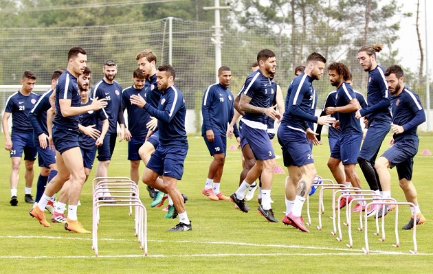 Antalyaspor, Konyaspor’a Bileniyor