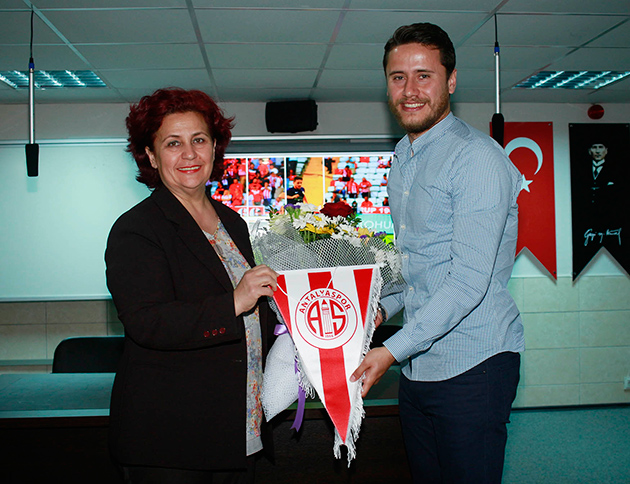 Musa Nizam Öğrencilere Konuk Oldu