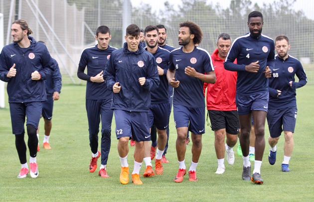 Başakşehir Kamp Kadrosu Belli Oldu