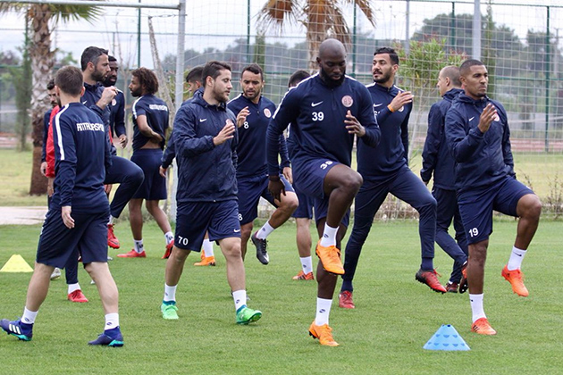 Medipol Başakşehir Maçının Hazırlıkları Başladı