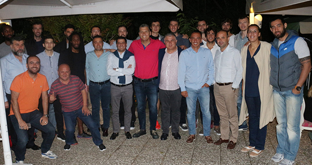Basketbolcular Veda Yemeğinde Bir Araya Geldi