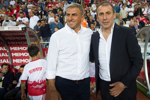 Hamzaoğlu Oynanan Oyundan Memnun