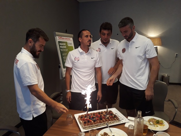Serdar Özkan’ın Doğum Günü Kutlandı