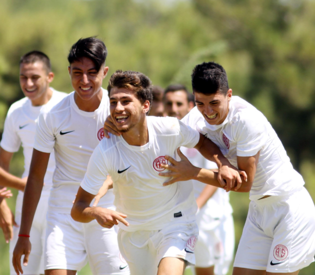 U17 ve U19 Takımlarından Bir Beraberlik Bir Galibiyet