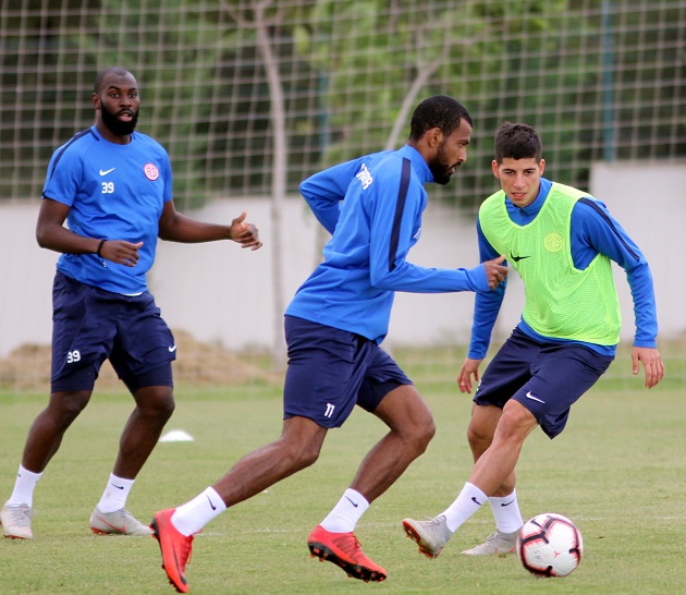 Trabzonspor Hazırlıkları Taktik Çalışmayla Sürdü