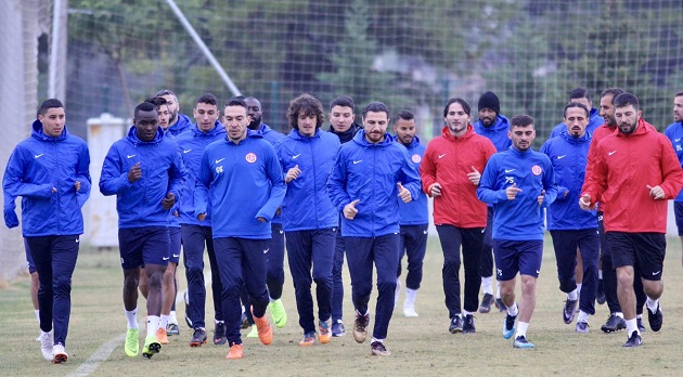 Antalyaspor’da Pazar Mesaisi