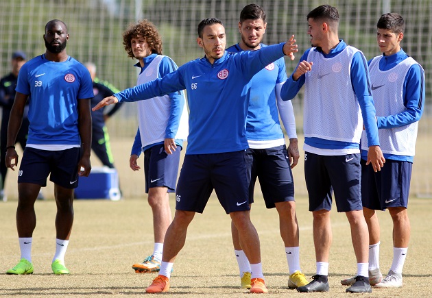 Erdinç: “Antalyaspor Her Zaman Avrupayı Hedefleyen Bir Takım Olmalı”