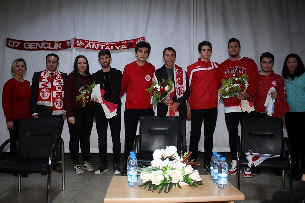 Antalya Lisesi’nin Konuğu Antalyaspor Oldu