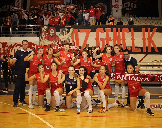 Antalyaspor Derbisinde Kazanan Antalyaspor Oldu