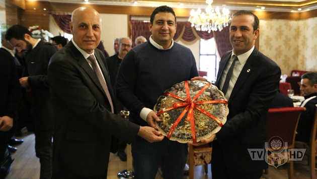 Yeni Malatyaspor Yönetiminden Dostluk Yemeği