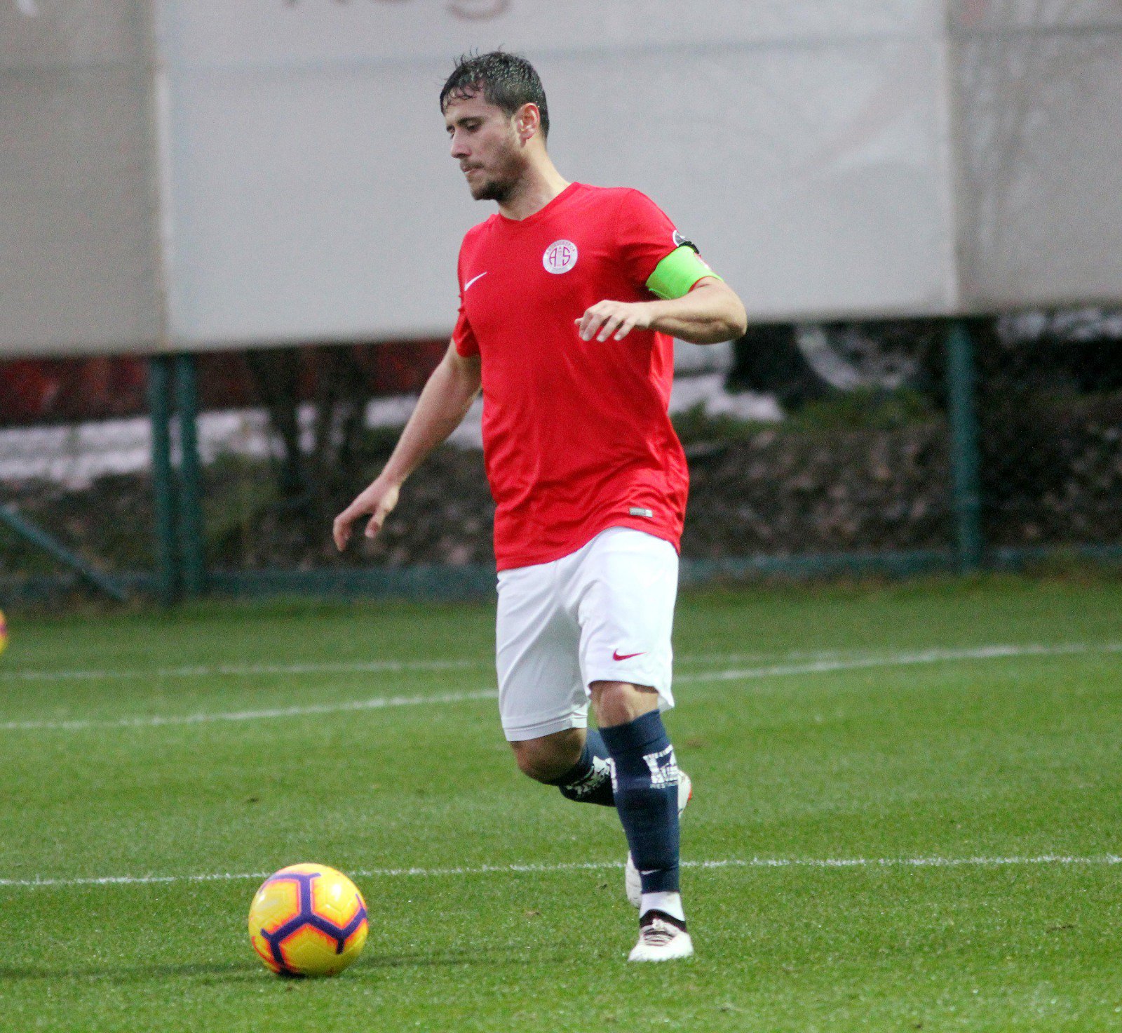 Antalyaspor’da Musa Nizam İle Yollar Ayrıldı