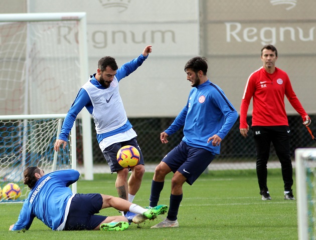 Belek Kampında Çifte Mesai Başladı