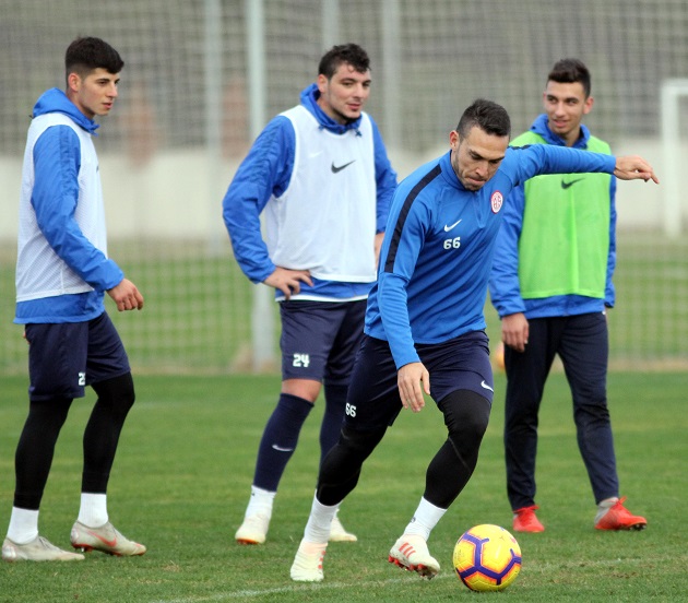 Antalyaspor’da Atiker Konyaspor Hazırlıkları Sürüyor