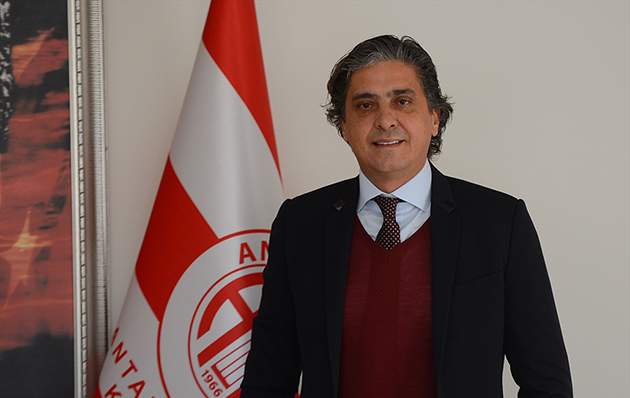 Antalyaspor Yönetimi, Bülent Korkmaz’a Sahip Çıktı