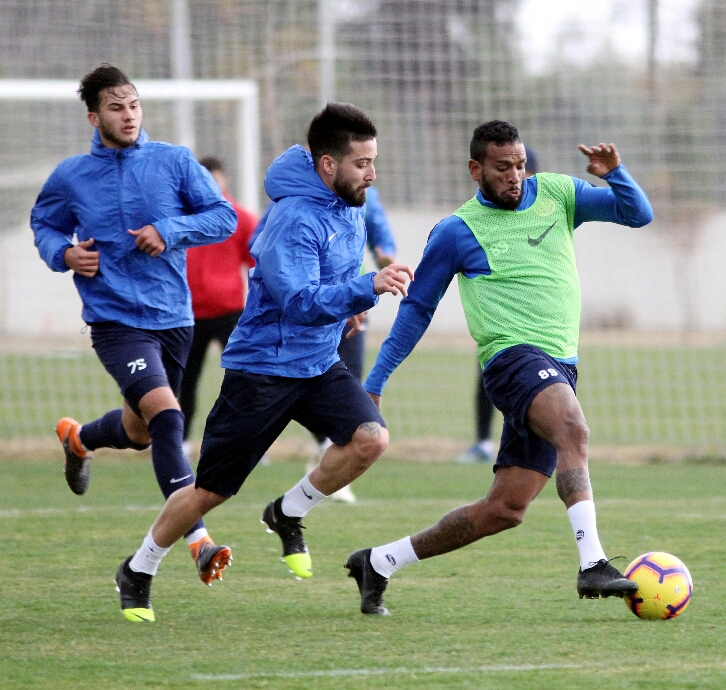 Çaykur Rizespor Maçının Taktik Çalışmaları Yapıldı