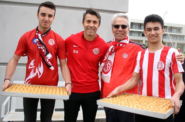 Özel Fen Bilimleri Anadolu Lisesi’nden Antalyaspor’a Ziyaret