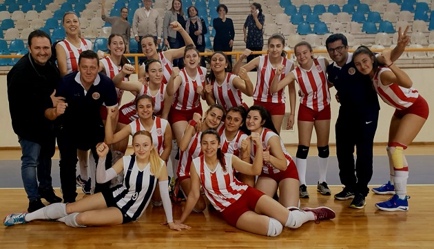 Voleybol Takımından İlk Yılında Müthiş Başarı