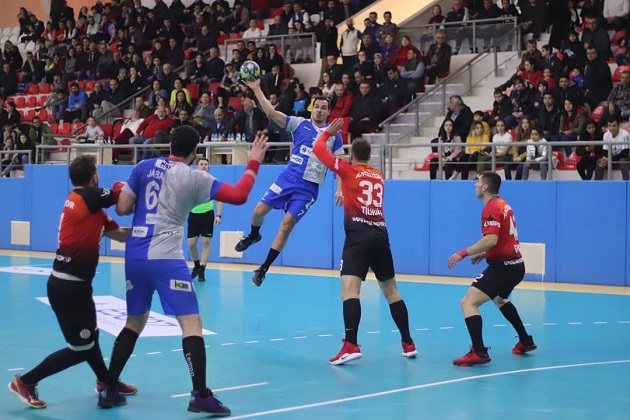 Antalyaspor, Selka Engelini Aşamadı: 27-28