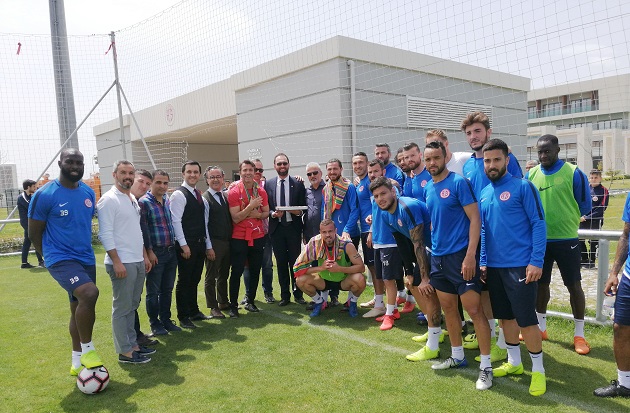 YÖRSİAD’dan Antalyaspor’a Ziyaret
