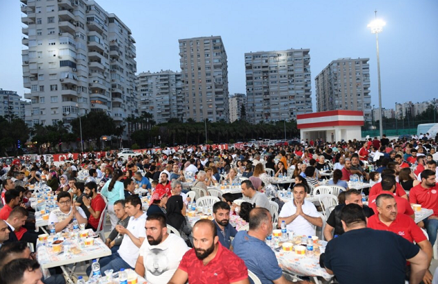 Antalyaspor Camiası 07 Gençlik’in Düzenlediği İftarda Buluştu