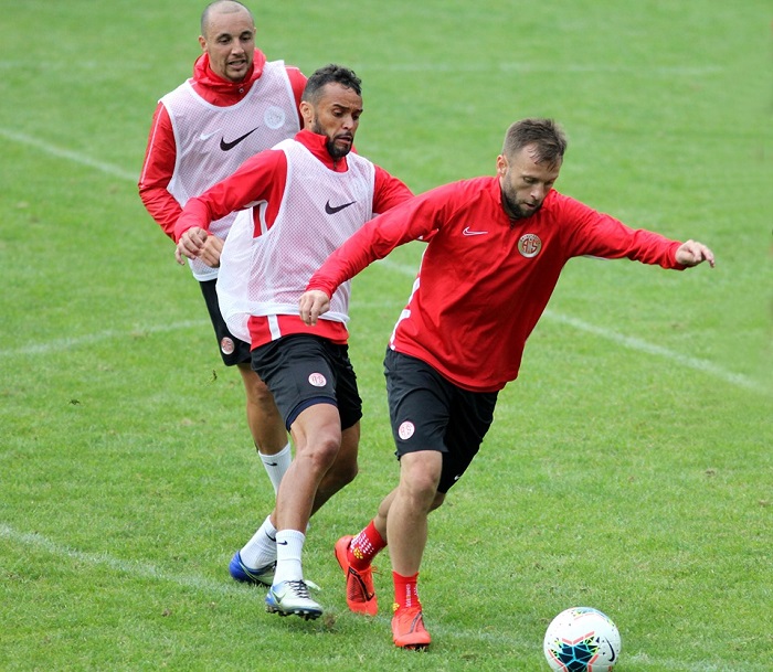 Antalyaspor Bolu’da Taktik Çalıştı