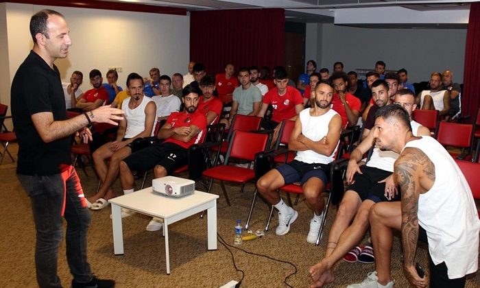 Kural Değişiklikleri ve VAR Hakkında Bilgilendirme Yapıldı