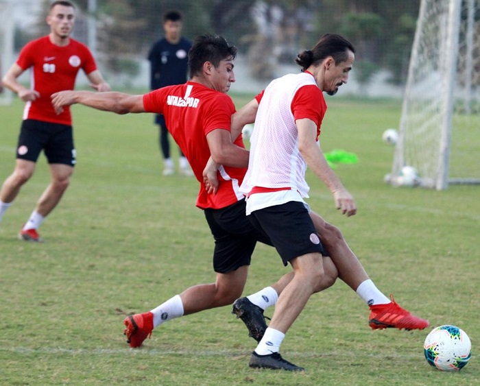 Antalyaspor’da Taktik Ağırlıklı Antrenman