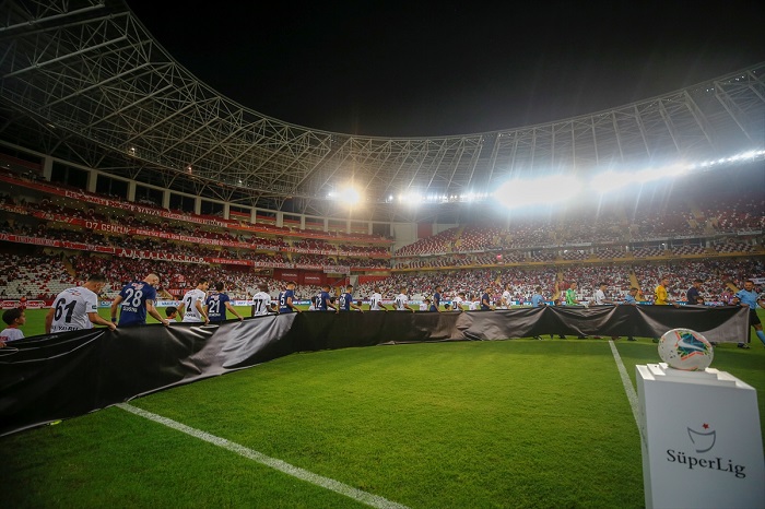 Denizlispor Maçının Hasılatı Emine Bulut’un Kızına Ulaştırıldı