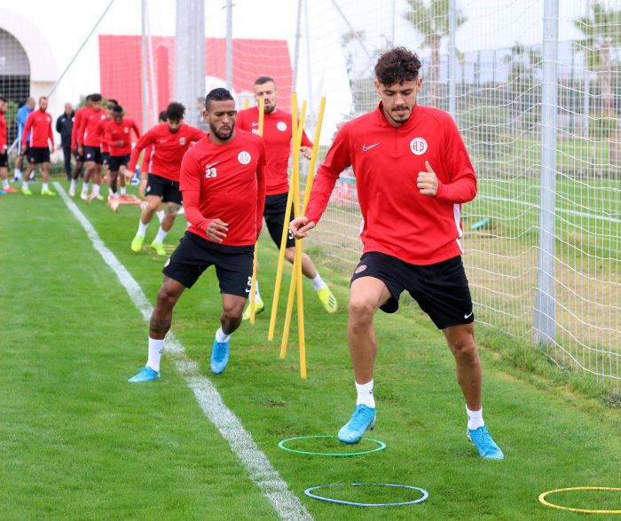 Gençlerbirliği Hazırlıkları Sürüyor