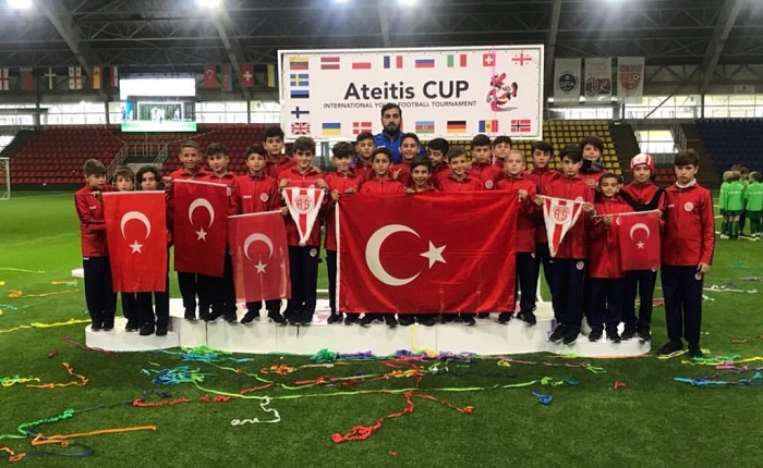 Antalyaspor U12 Takımından Büyük Başarı