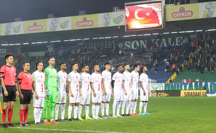 Antalyaspor’dan 6 Sezon Sonra Üst Üste Dört Mağlubiyet