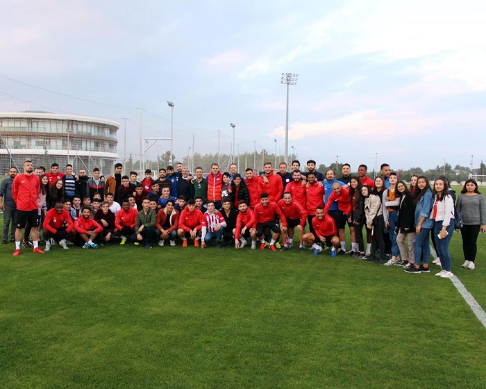 Çorum Mecitözü Anadolu Lisesi Antalyaspor’u Ziyaret Etti