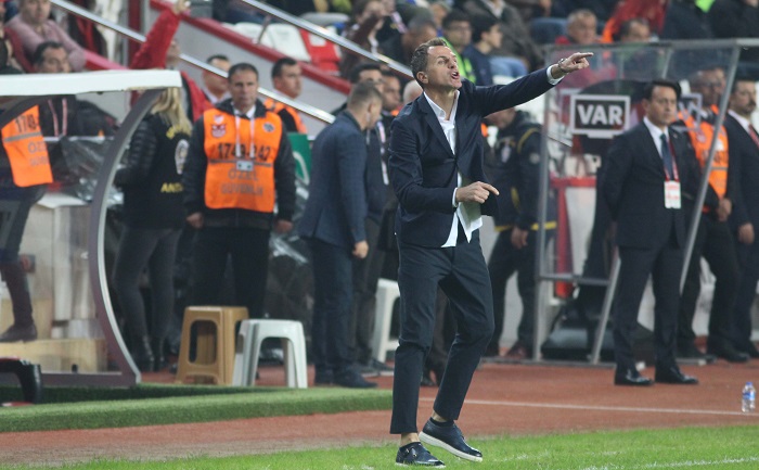 Tomas: “Bu Takımı Yukarılara Taşıyacağız”