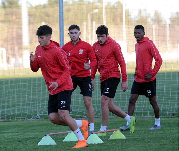Eyüpspor Maçı Kadrosu Kampa Girdi
