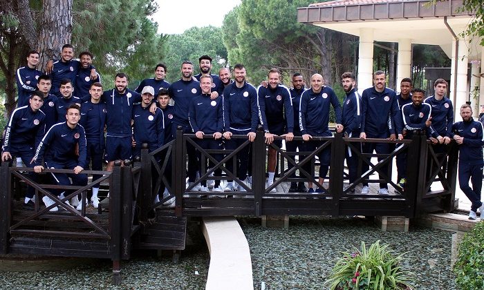 Antalyaspor Öğle Yemeğinde Bir Araya Geldi