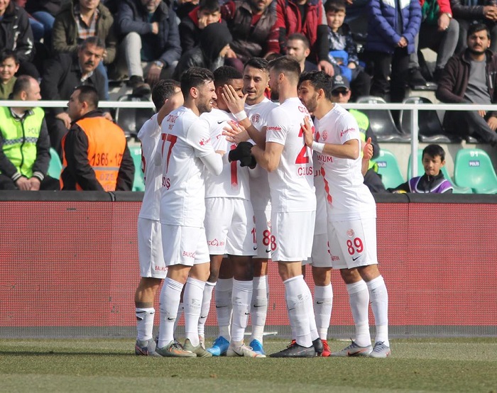 Antalyaspor’dan Oyuncularına ve Denizlispor’a Teşekkür Mesajı