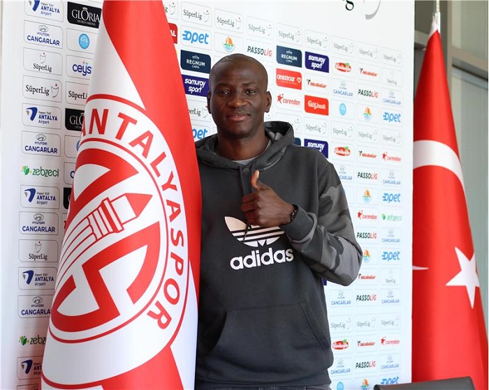 Antalyaspor Delvin N’Dinga’yı Transfer Etti