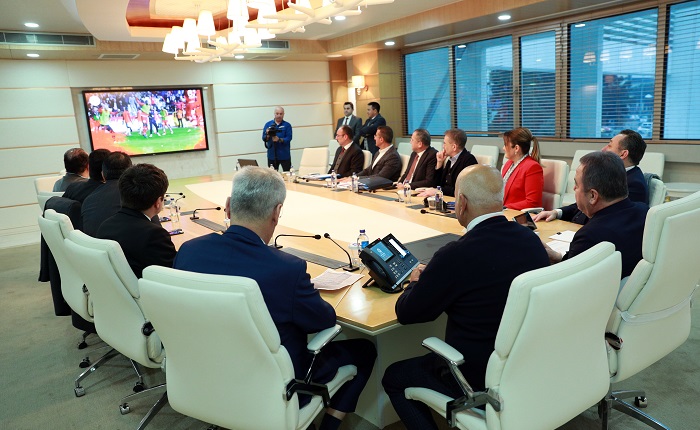 Büyükşehir’den Antalyaspor’a Anlamlı Marş