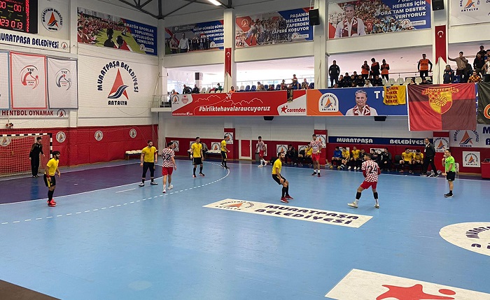 CIP Travel Antalyaspor Farklı Galip: 38-25