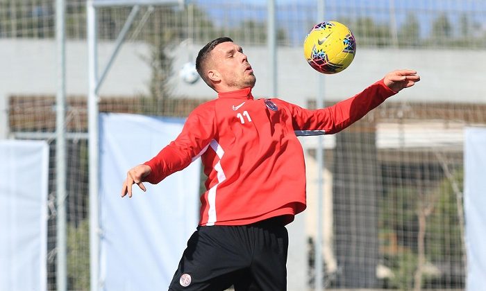 Lukas Podolski’nin Bonservisi Belli Oldu