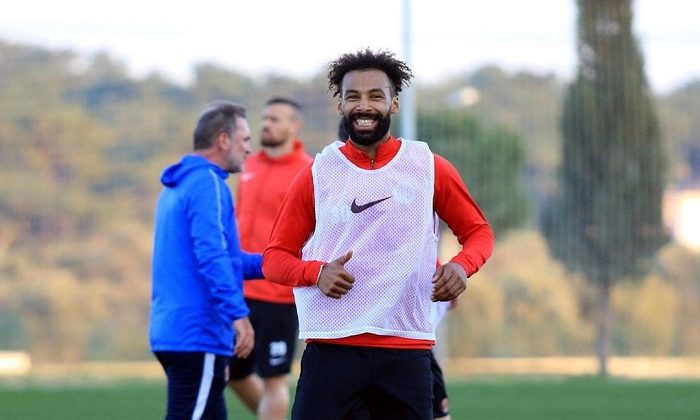 Fenerbahçe Nazım İçin Takas Teklifinde Bulunmaya Hazırlanıyor