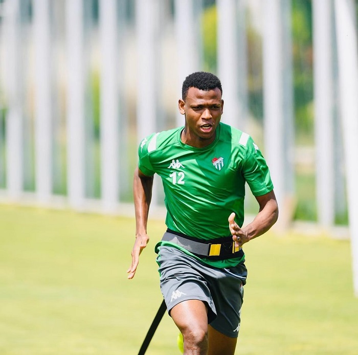 Abdullahi Shehu Antalyaspor’a Yakın