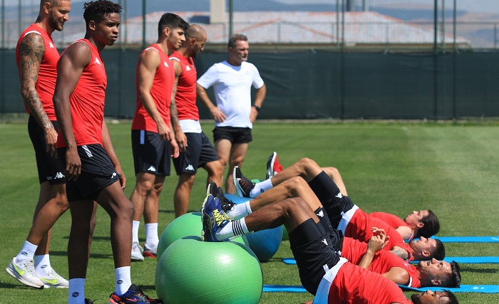 Antalyaspor Mesaiye Kuvvet Antrenmanı İle Başladı