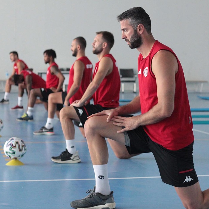 Günün İlk Çalışması Salonda Yapıldı