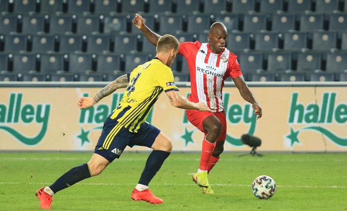Antalyaspor İlk Hazırlık Maçında Farklı Mağlup Oldu
